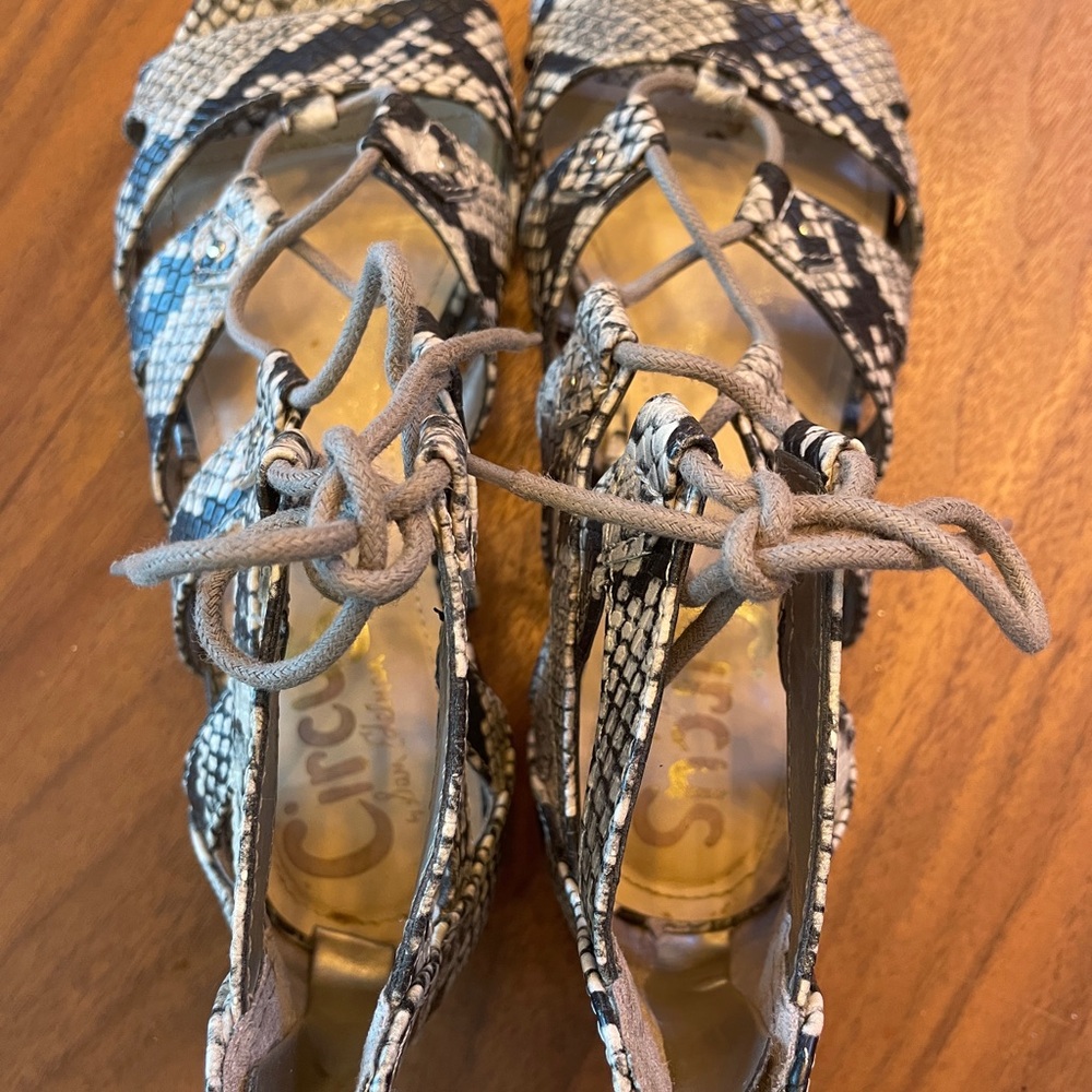 Unique Circus by Sam Edelman Women's Snakeskin Sandals